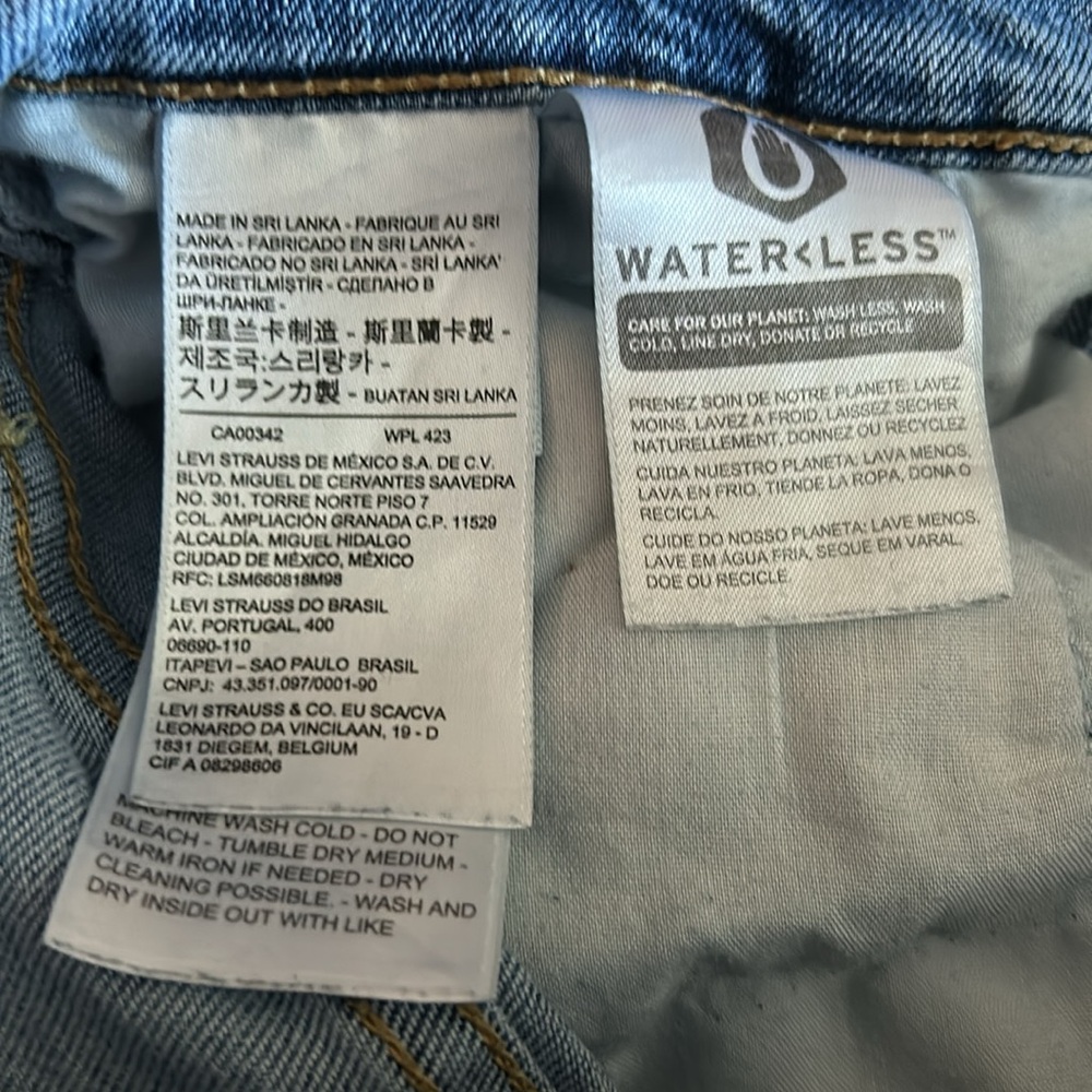 Levi's Ribcage Women's Straight Leg Jeans in Lightwash Blue - Picture 5 of 7